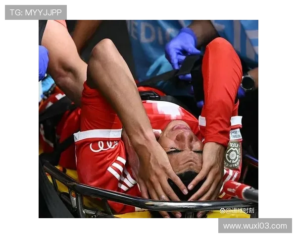 诺伊尔重返训练场 凯恩穆西亚拉健身备战